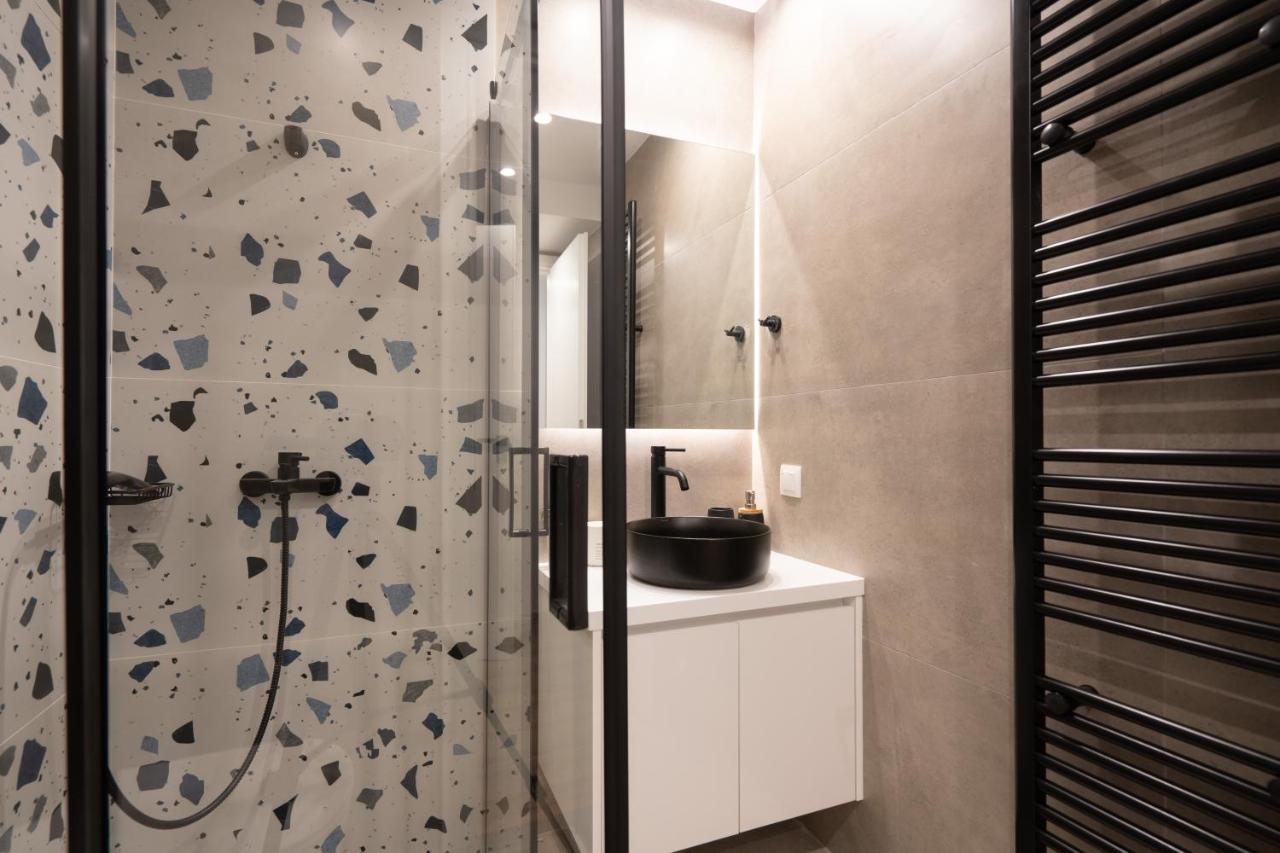 Luxury 4 Bedrooms Apartment Near Flisvos Marina Πειραιάς Εξωτερικό φωτογραφία
