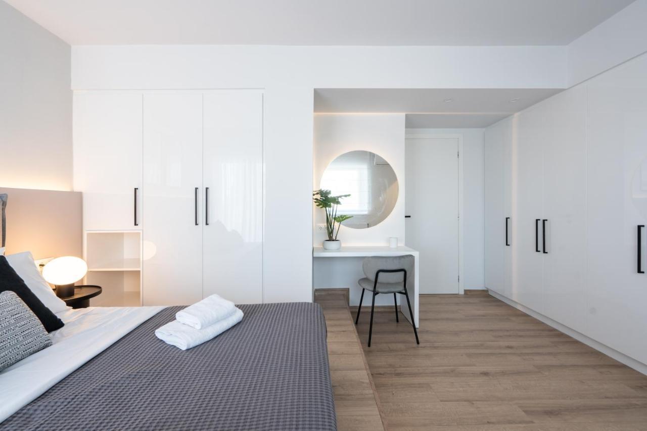 Luxury 4 Bedrooms Apartment Near Flisvos Marina Πειραιάς Εξωτερικό φωτογραφία