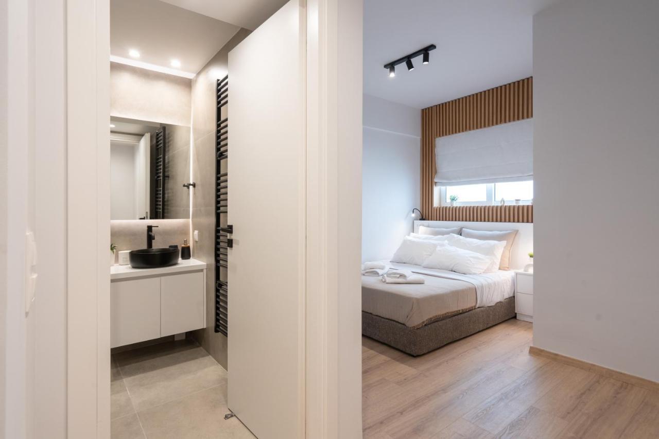 Luxury 4 Bedrooms Apartment Near Flisvos Marina Πειραιάς Εξωτερικό φωτογραφία