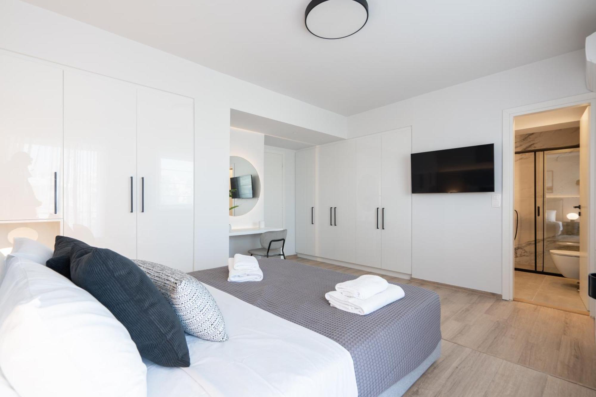 Luxury 4 Bedrooms Apartment Near Flisvos Marina Πειραιάς Εξωτερικό φωτογραφία
