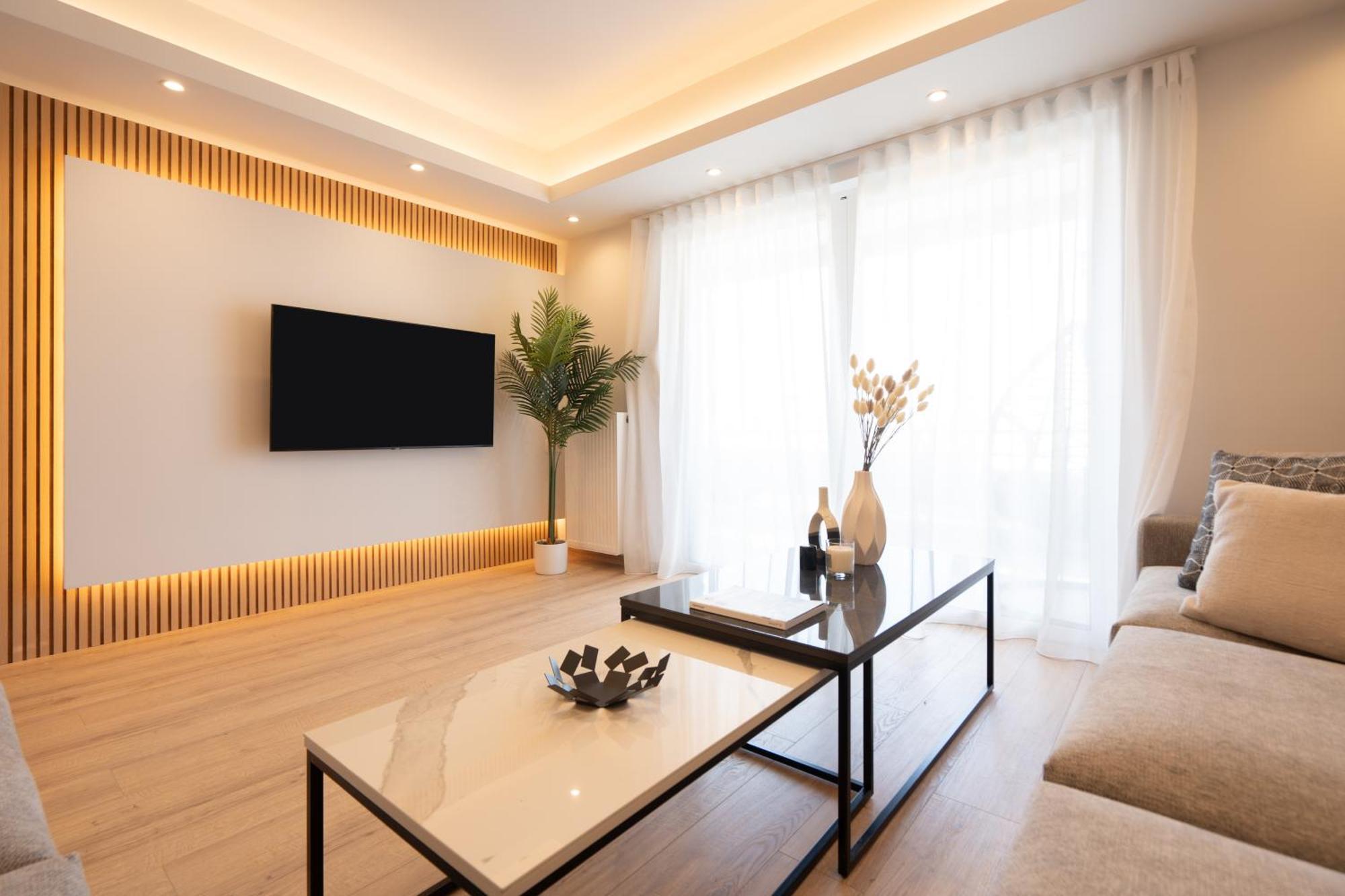 Luxury 4 Bedrooms Apartment Near Flisvos Marina Πειραιάς Εξωτερικό φωτογραφία