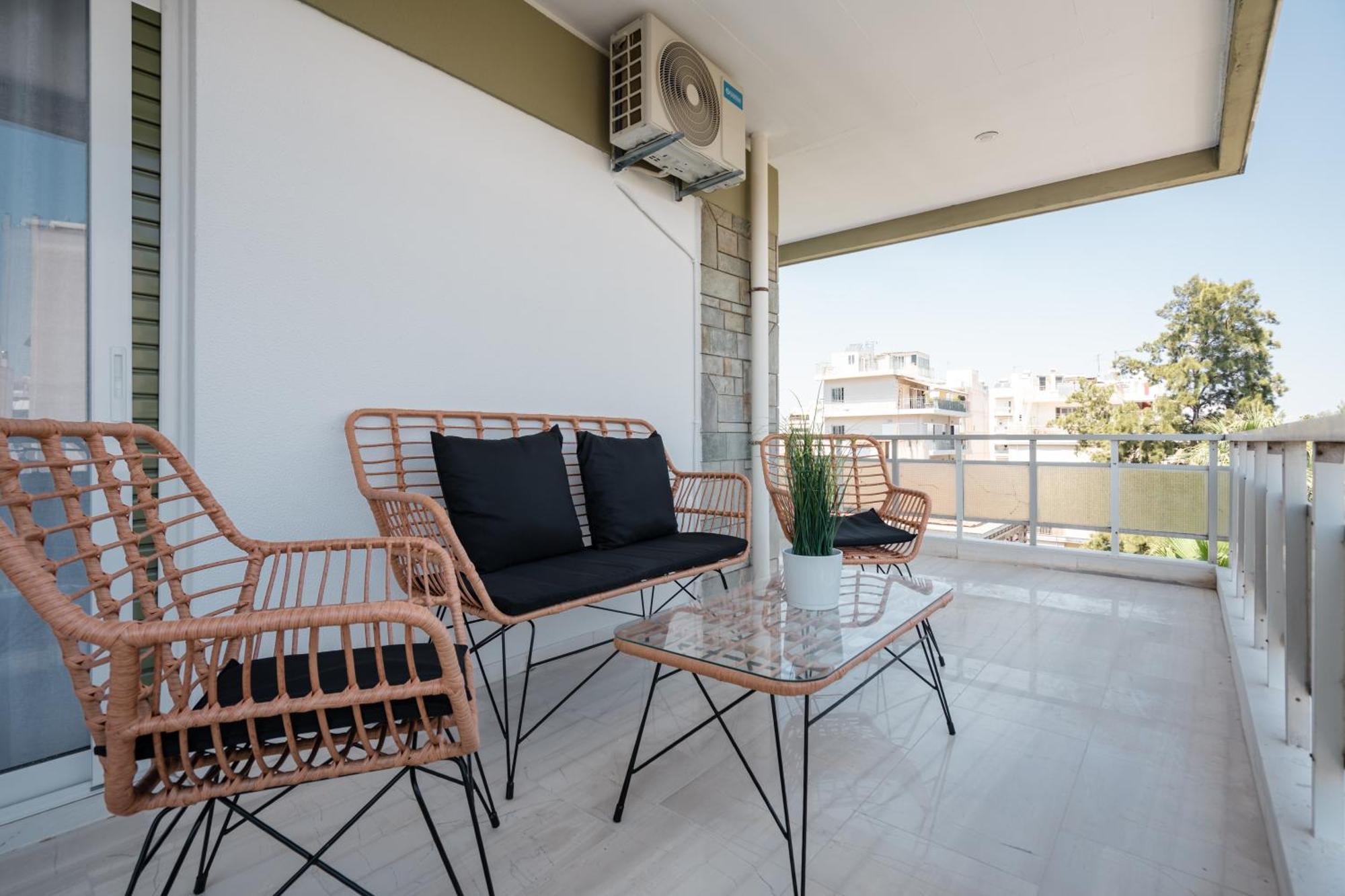 Luxury 4 Bedrooms Apartment Near Flisvos Marina Πειραιάς Εξωτερικό φωτογραφία